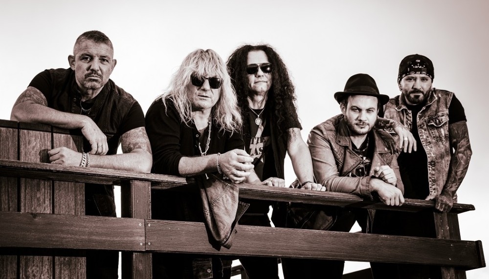CORELEONI_III_BAND