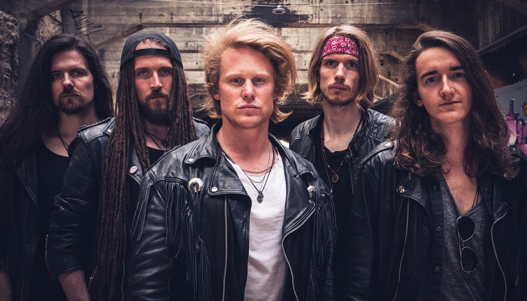 FIGHTER V «Fighter» (Rock Attack Records, 2019)