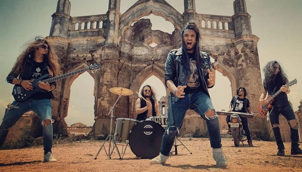Girish And The Chronicles - Rock The Highway band
