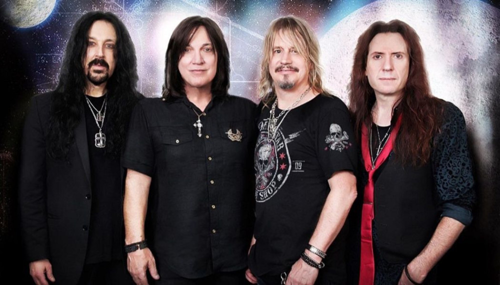 HOUSE OF LORDS - NEW WORLD - NEW EYES banda