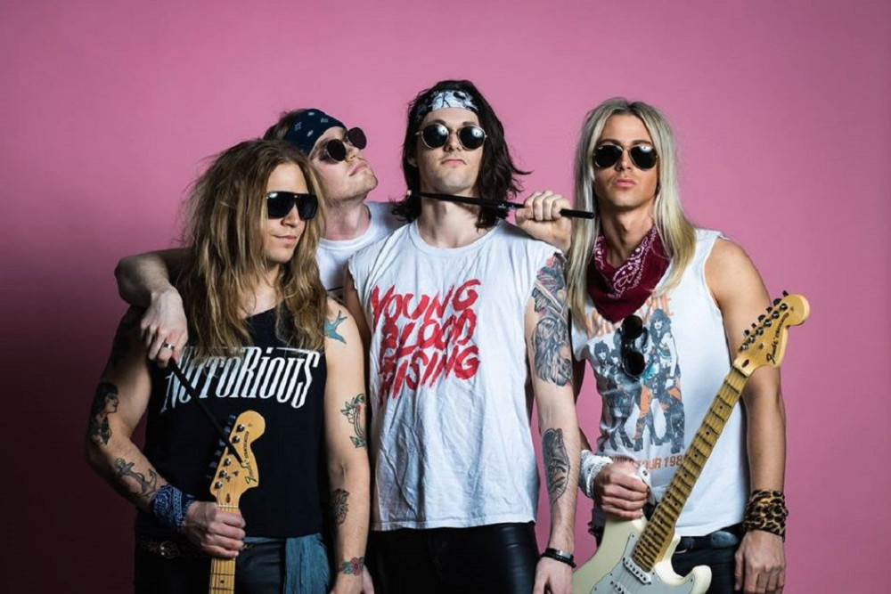Notörious - Glamorized band