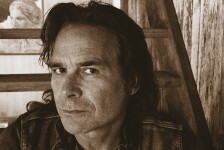 MIKE TRAMP «Mand Af En Tid» (Target, 2024)