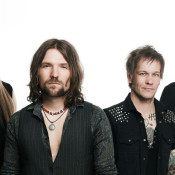 THE NEW ROSES «Nothing But Wild» (Napalm Records, 2019)