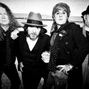 THE QUIREBOYS «Amazing Disgrace» (Off Yer Rocka Recordings, 2019)