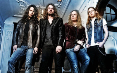 VANDENBERG’S MOONKINGS «MK II» (Mascot Records, 2017)