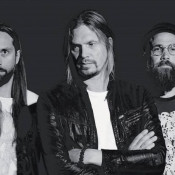 VON HERTZEN BROTHERS «War Is Over» (Music Theories Recordings / Mascot Label Group, 2017)