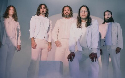 HÄLLAS, fechas por España en octubre